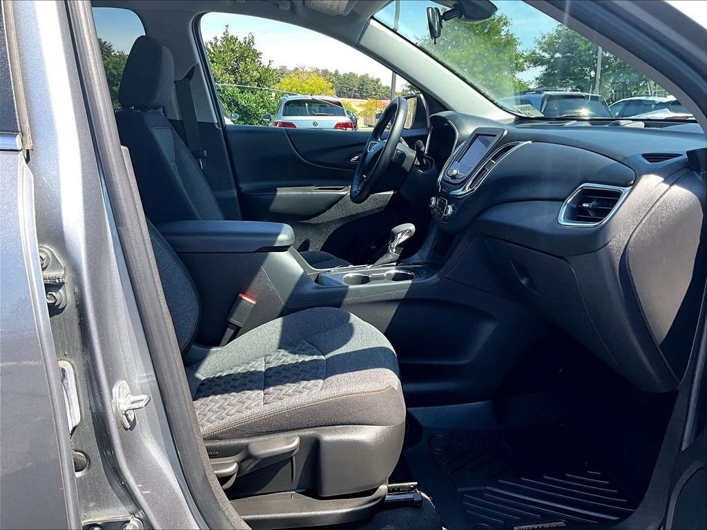Used 2024 Gray Chevrolet LT image 22