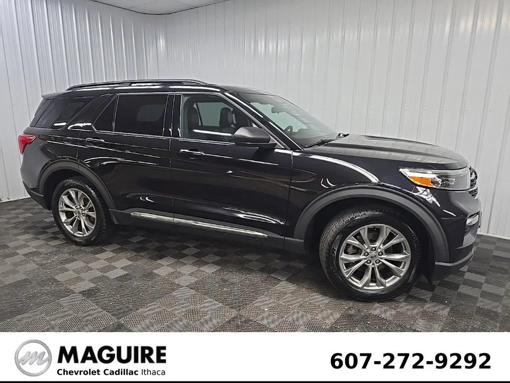 Used 2020 Black Metallic Ford XLT image 1