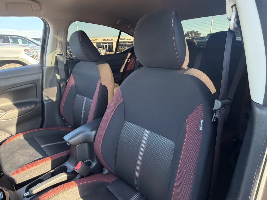 2025 Nissan Versa Sedan SR - Photo 26