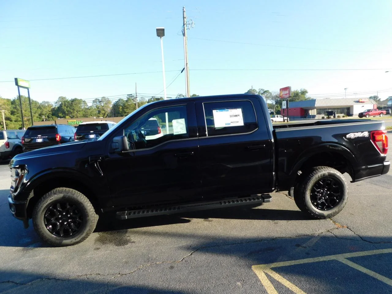 New 2026 Agate Black Metallic Ford XLT image 5
