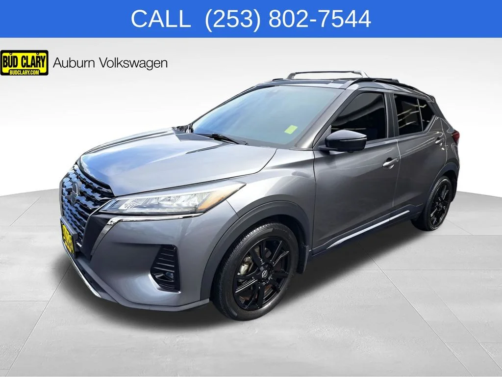 Used 2021 Gray Nissan SR image 1