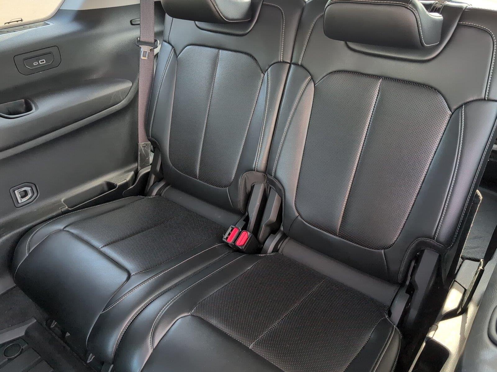 Used 2021 Velvet Red Pearlcoat Jeep Limited image 35