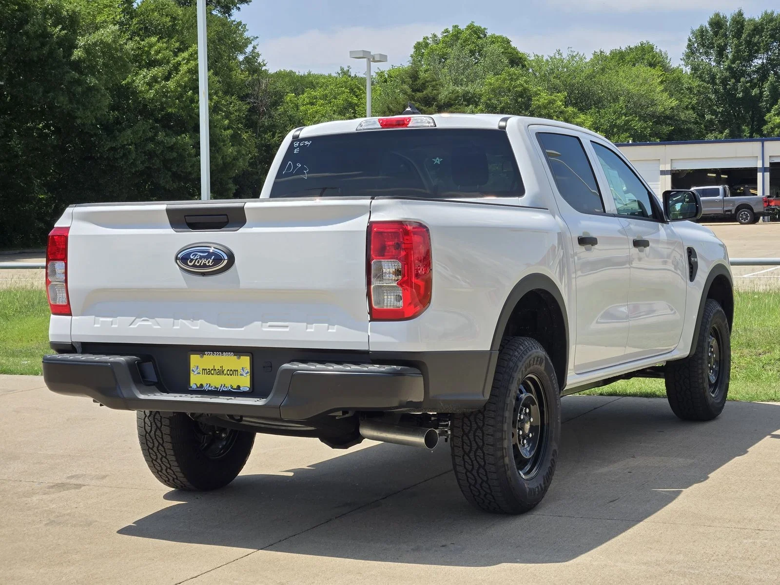 New 2026 Oxford White Ford XL image 4
