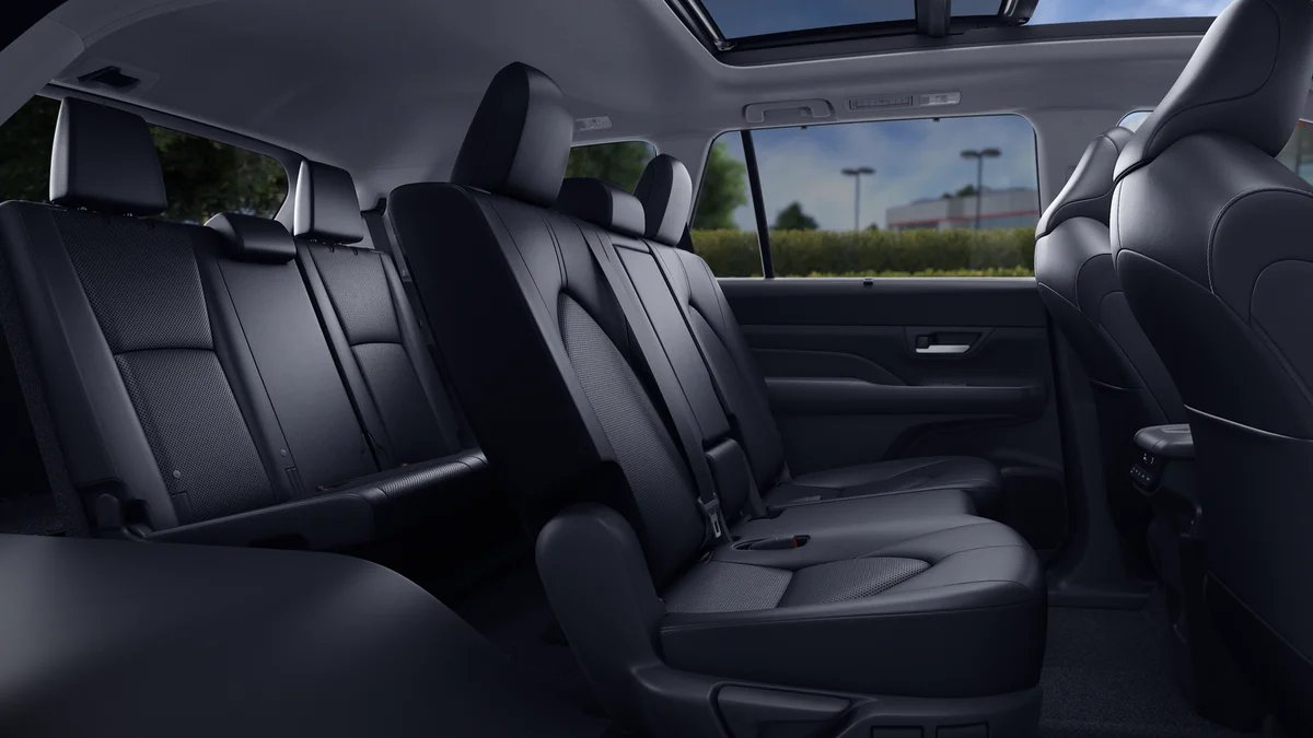 New 2026 Midnight Black Metallic Toyota XLE image 21