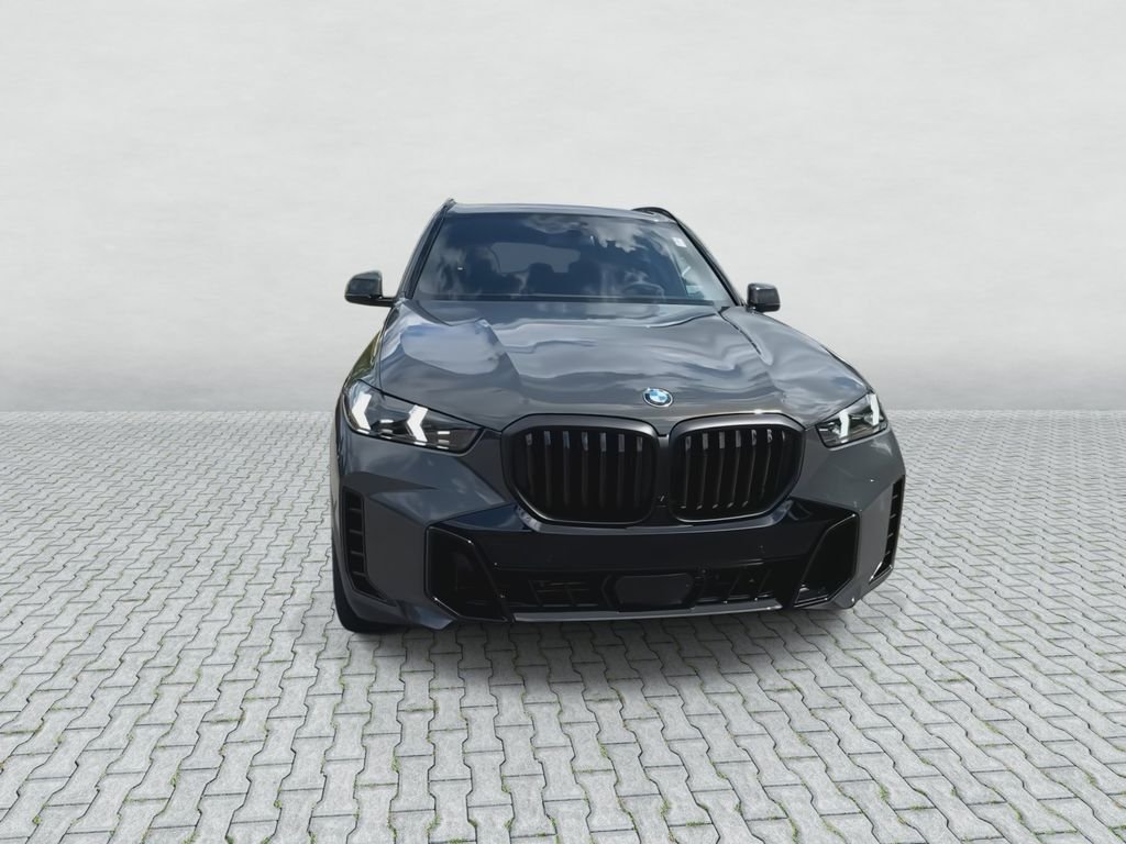 New 2026 Dravit Grey Metallic BMW xDrive40i image 3