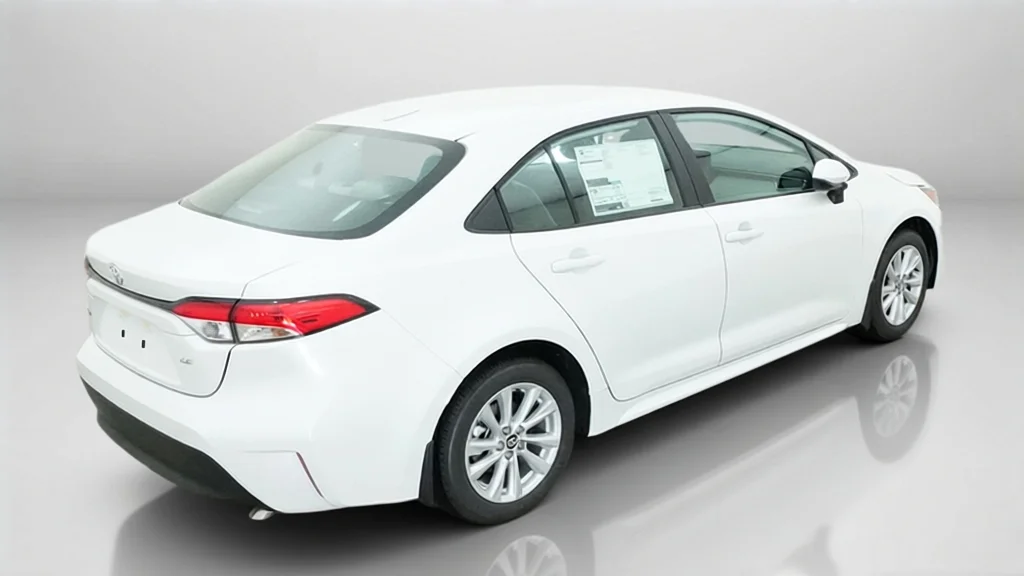 New 2027 Wind Chill Pearl Toyota LE image 9