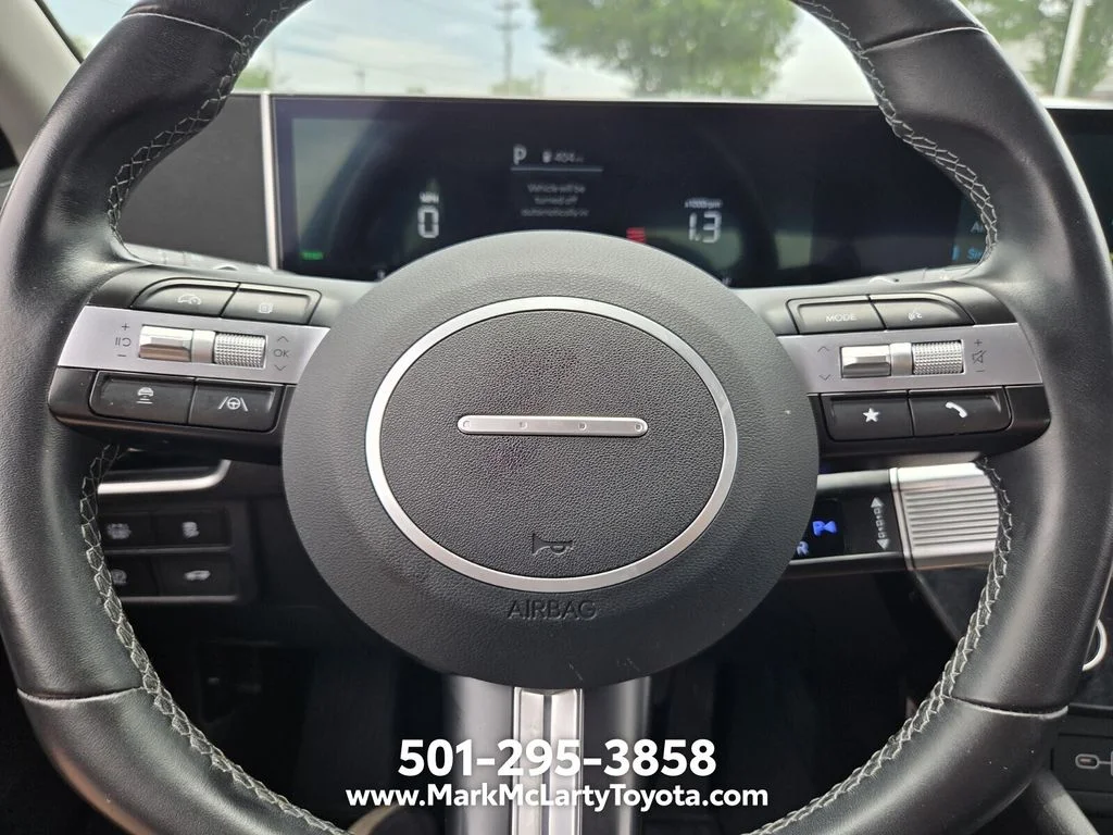 Used 2025 Red Hyundai SEL image 21