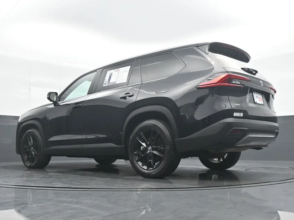Used 2024 Black Toyota Platinum image 29