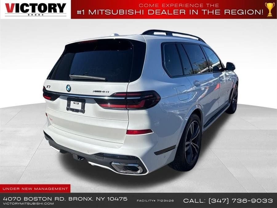 Used 2024 White BMW xDrive40i image 4