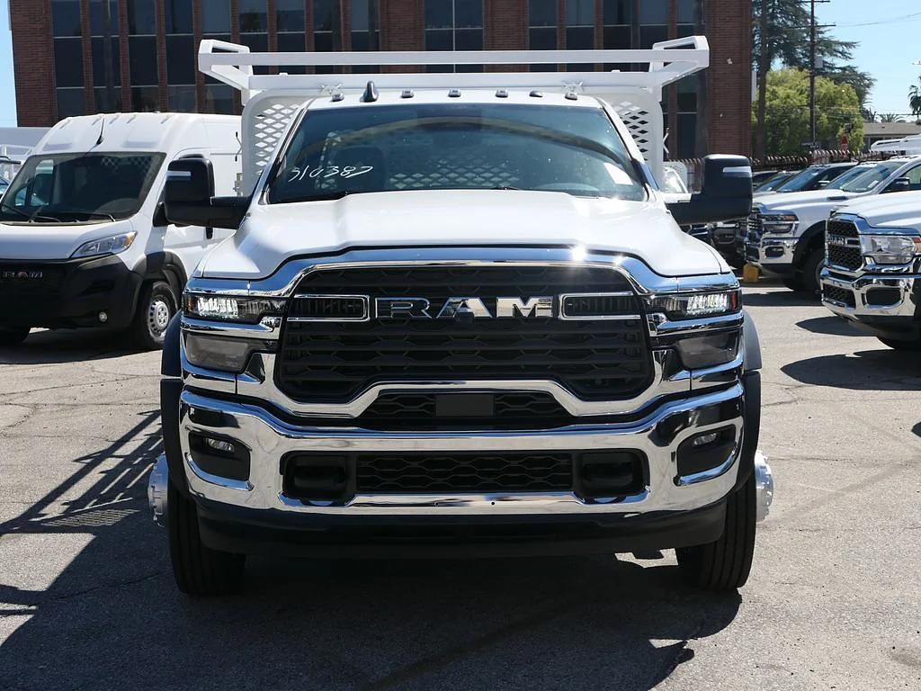New 2026 Bright White Clearcoat RAM Tradesman/Big Horn image 7
