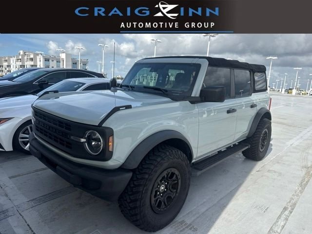 Used 2022 Green Ford Base image 1