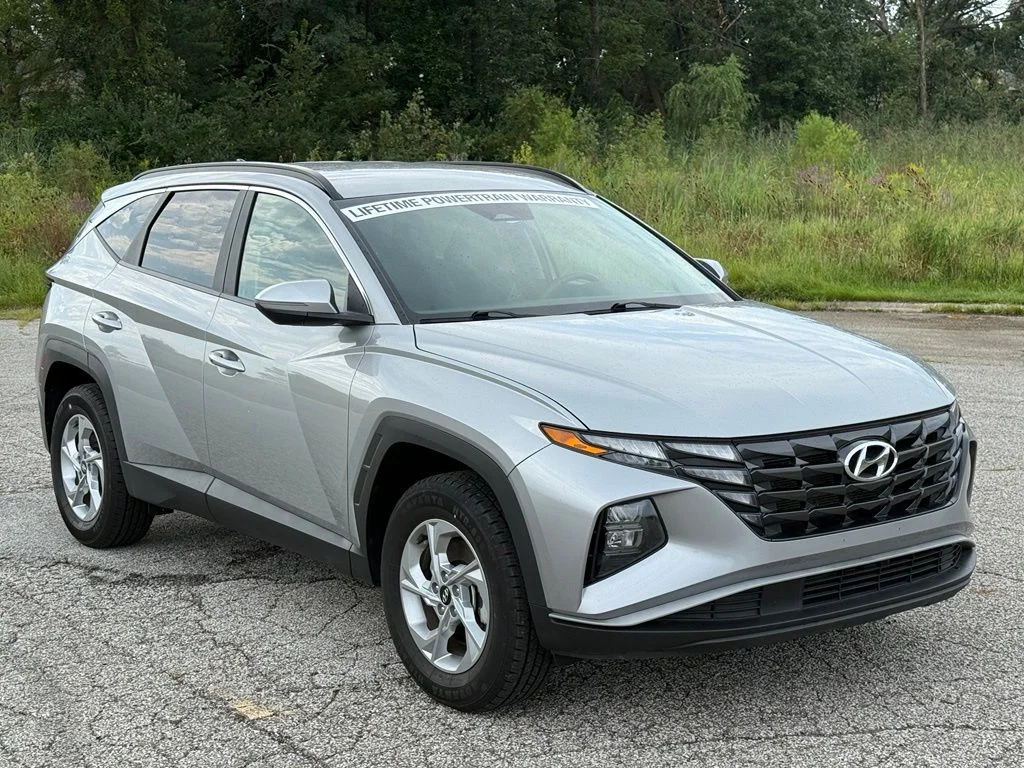Used 2022 Silver Hyundai SEL image 10