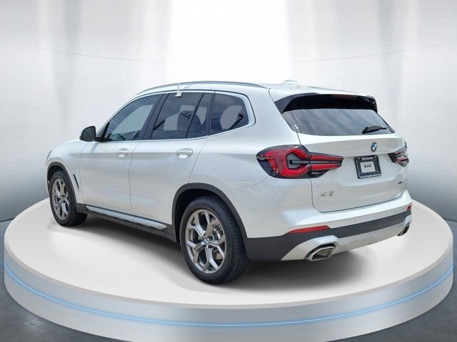 Used 2023 White BMW xDrive30i image 3