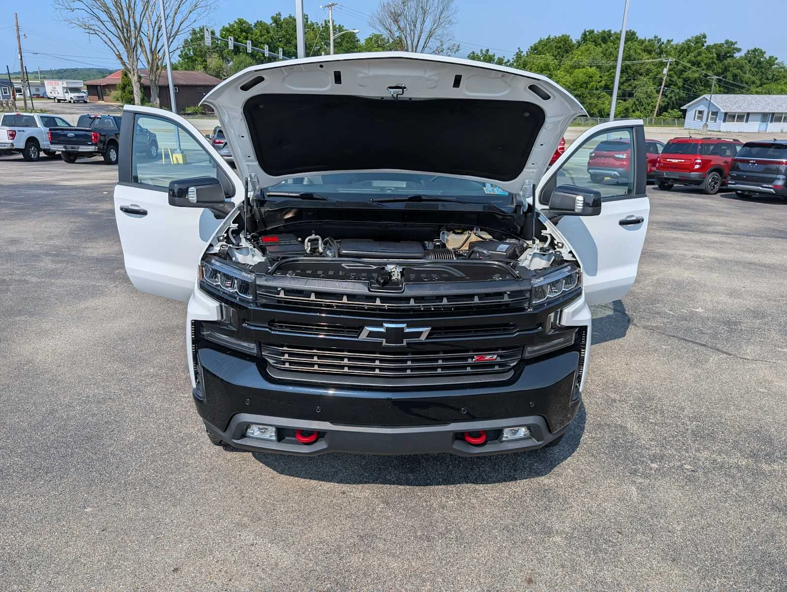 Used 2020 Summit White Chevrolet LT Trail Boss image 13