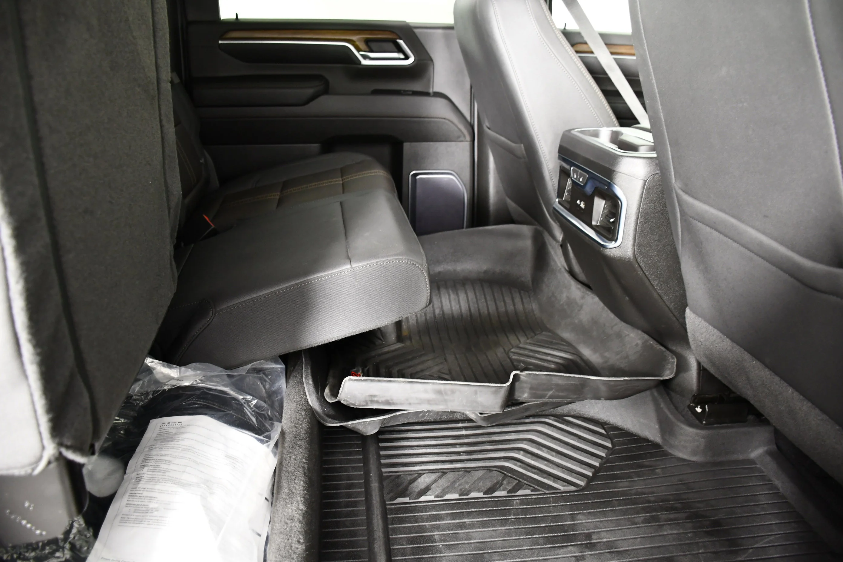 Used 2024 Black Chevrolet High Country image 52