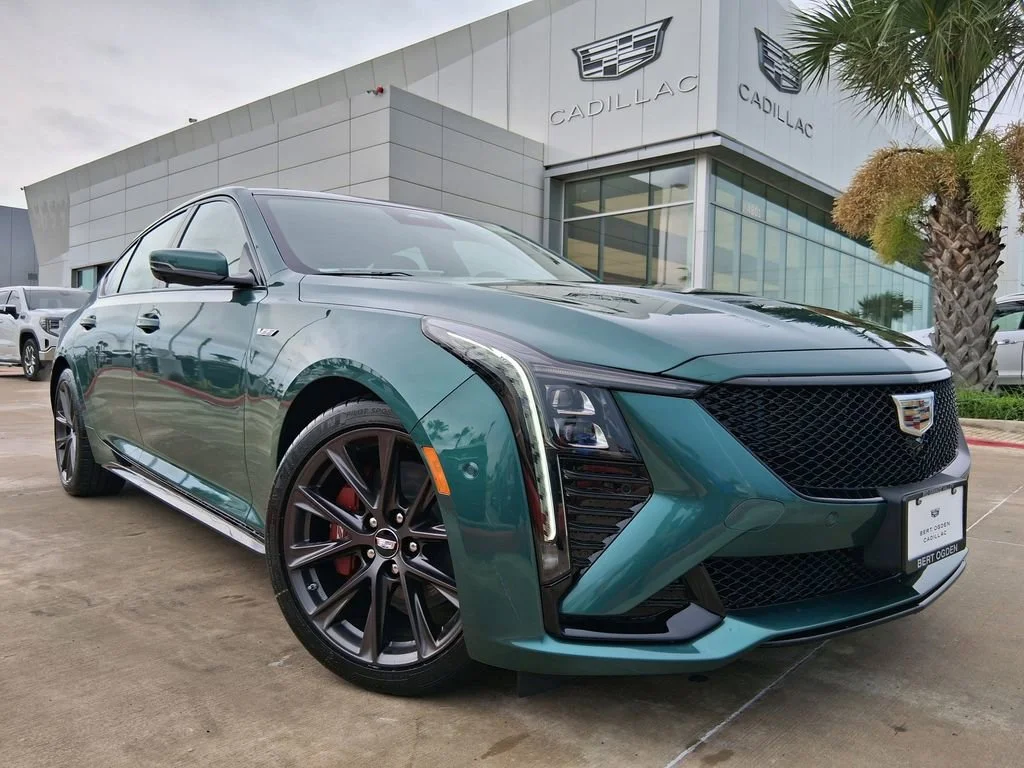 2026 Cadillac CT5 V-Series's photo
