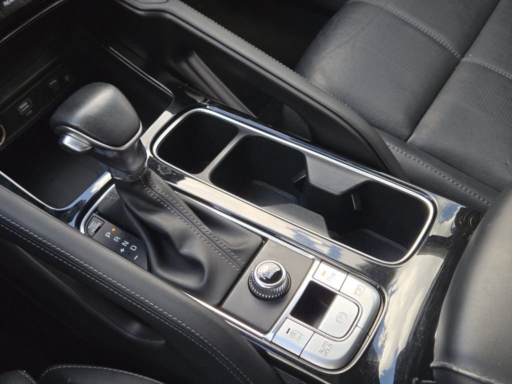 Used 2024 Silver Kia SX image 15