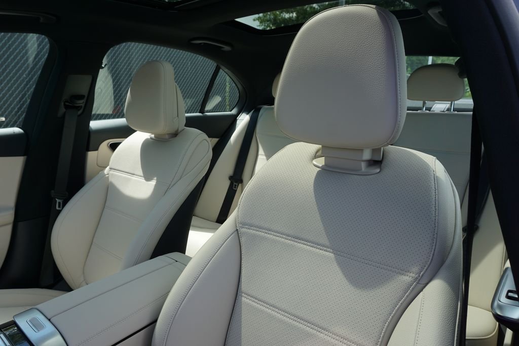 Used 2025 Graphite Gray Metallic Mercedes-Benz C 300 image 42