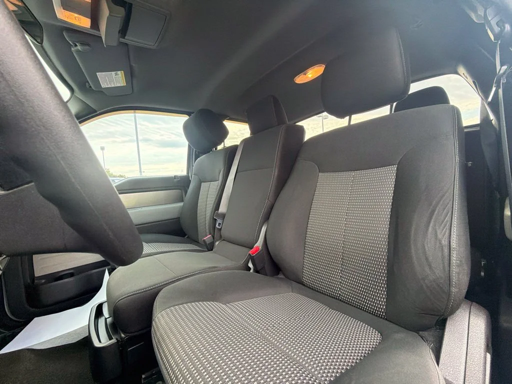 Used 2012 White Ford XLT image 21