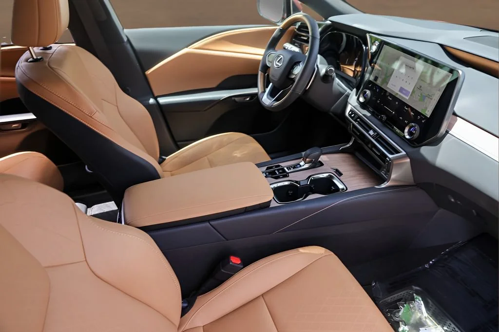 Used 2025 Copper Crest Lexus RX 350 image 28