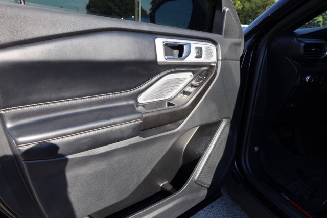 Used 2020 Black Metallic Ford ST image 22