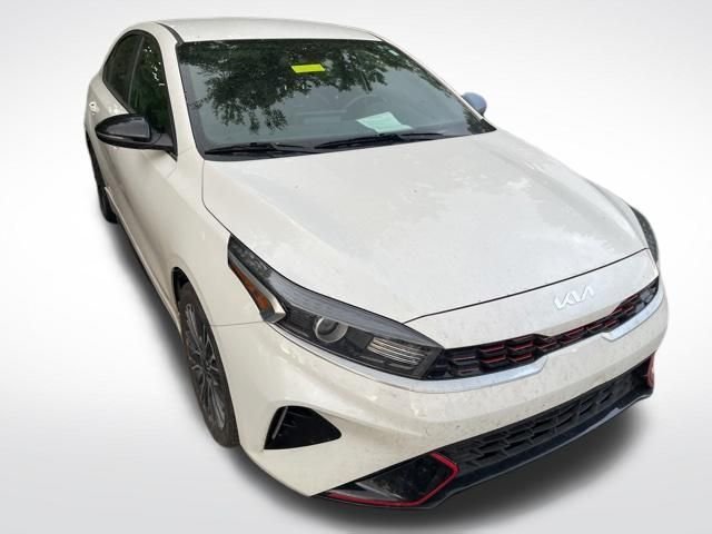 2023 Kia Forte GT-Line AT's photo