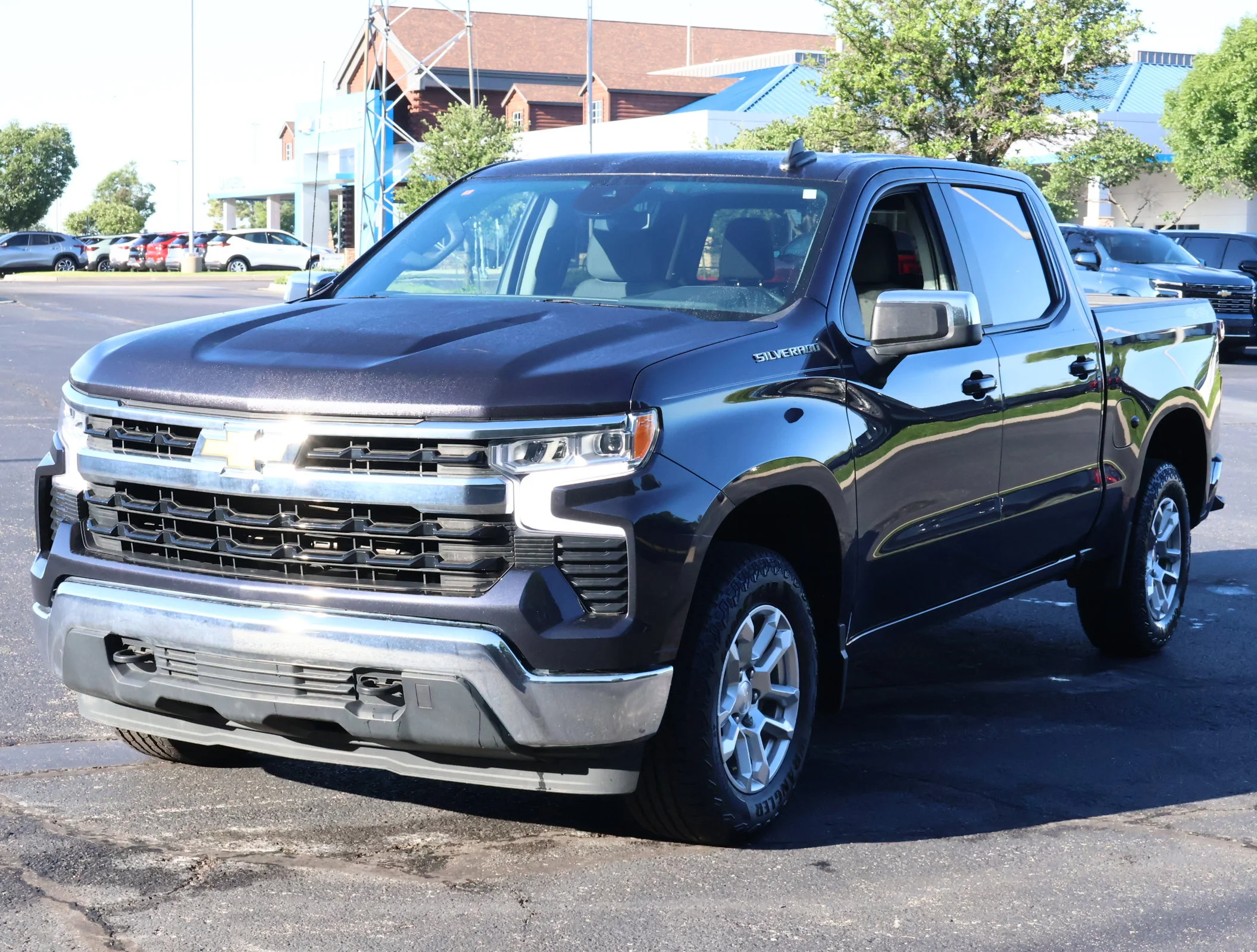 Used 2023 Dark Ash Metallic Chevrolet LT (2FL) image 28