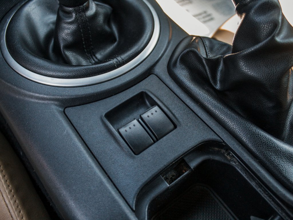 Used 2010 RED Mazda  image 19