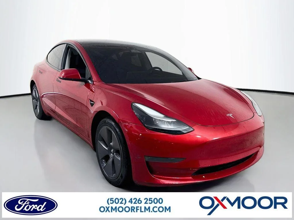 2023 Tesla Model 3 -'s photo