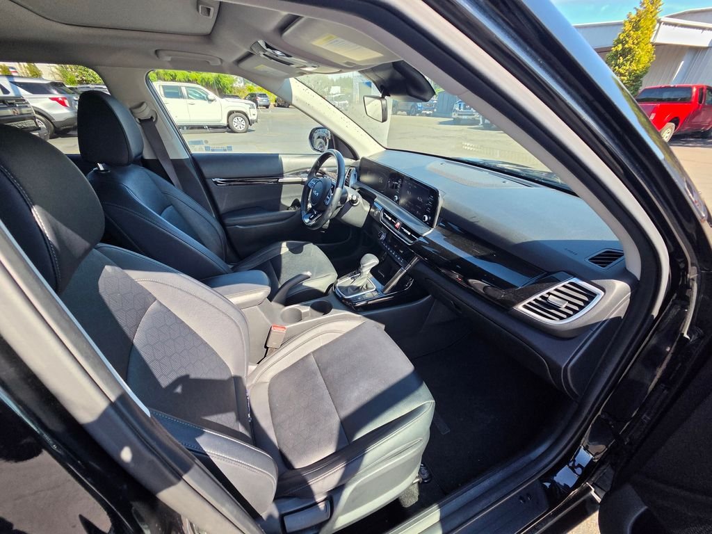 Used 2024 Black Kia S image 18