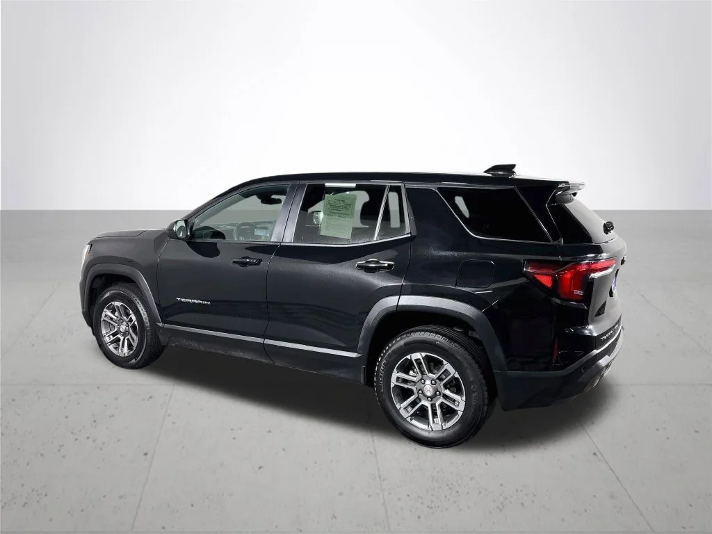Used 2025 Black GMC Elevation image 8