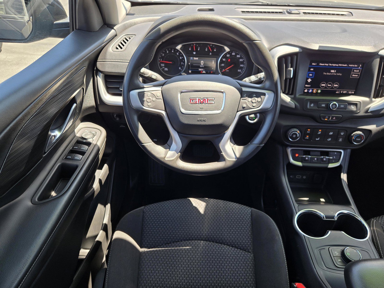 Used 2024 Ebony Twilight Metallic GMC SLE image 13