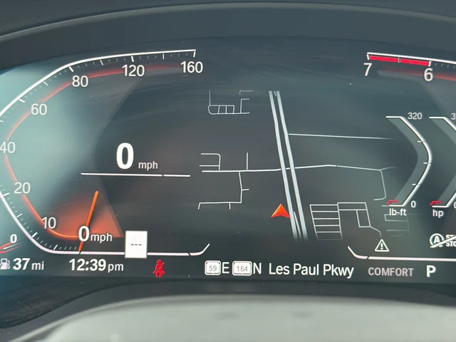 Used 2023 Gray BMW xDrive30i image 12