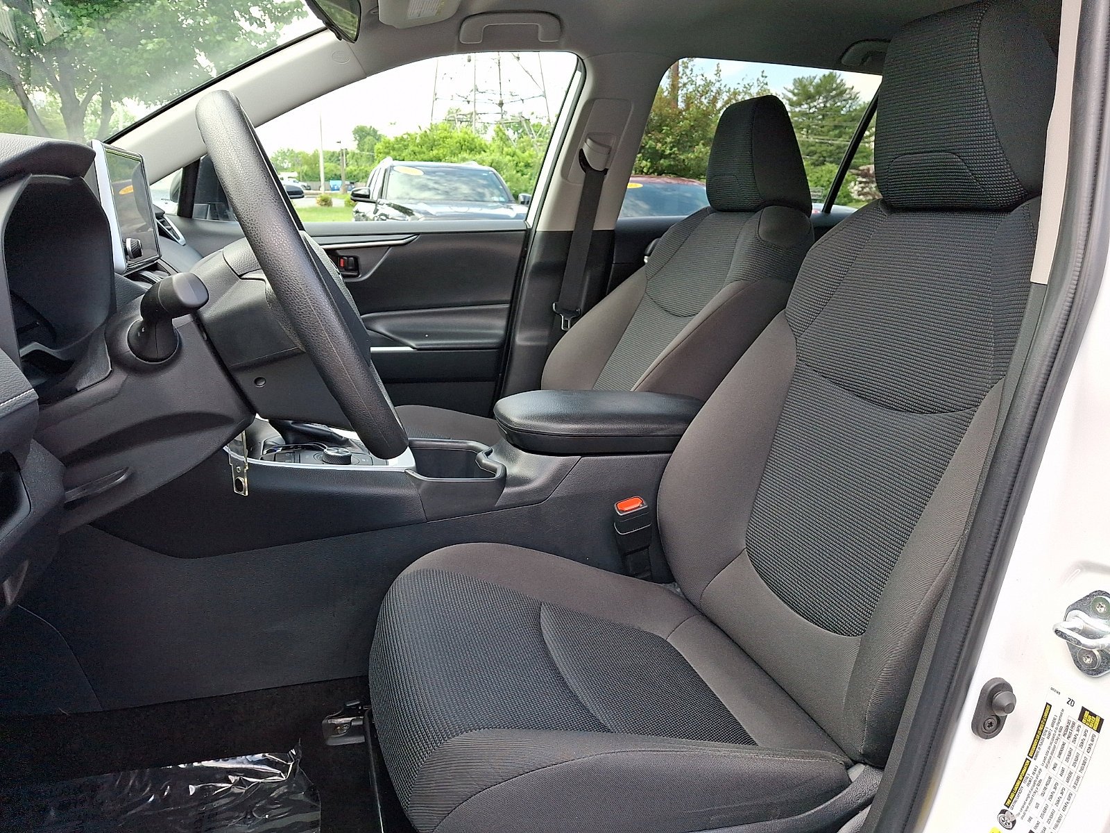 Used 2025 Ice Cap Toyota Hybrid LE image 12