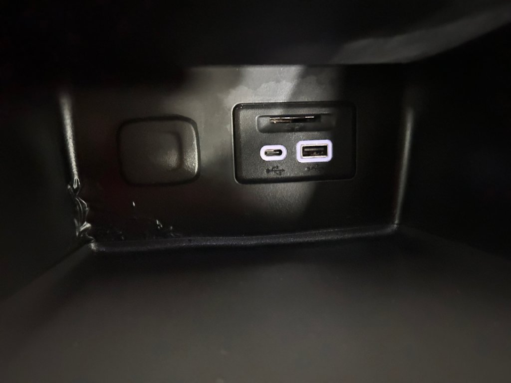 2023 GMC Acadia SLE - Photo 30