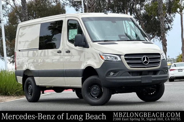 2026 Mercedes-Benz Sprinter 2500 Cargo 144 WB