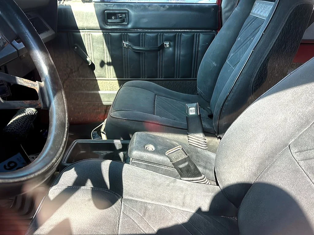 Used 1992 Red Jeep Renegade image 8