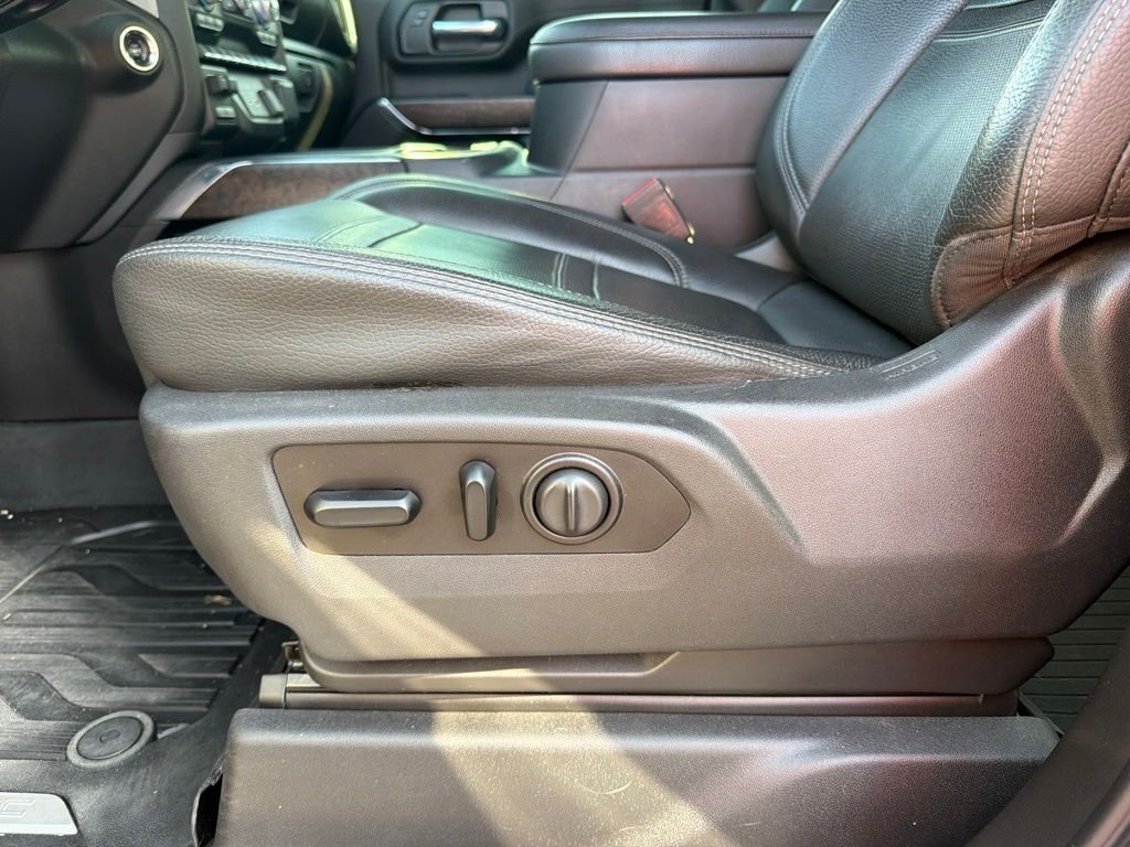 Used 2020 Red GMC Denali image 16
