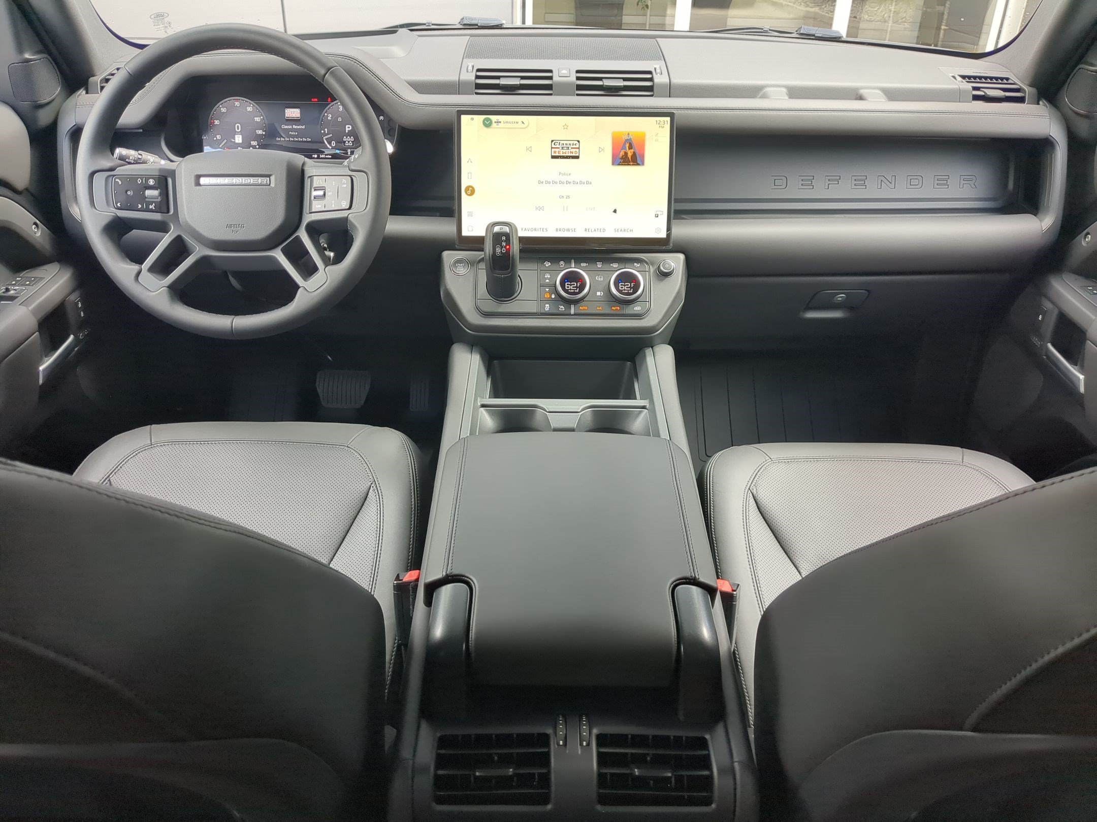 New 2026 Carpathian Grey Land Rover P400 X-Dynamic SE image 26