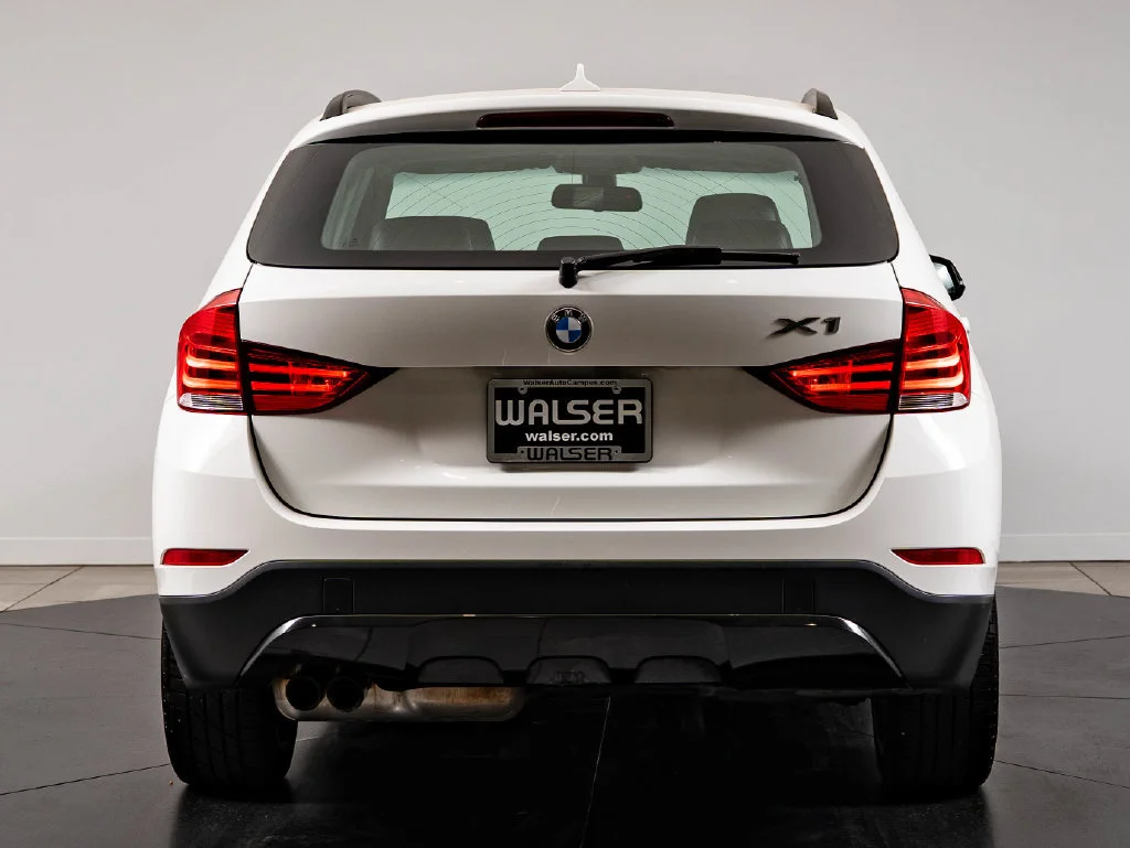 Used 2014 Alpine White BMW xDrive28i image 7