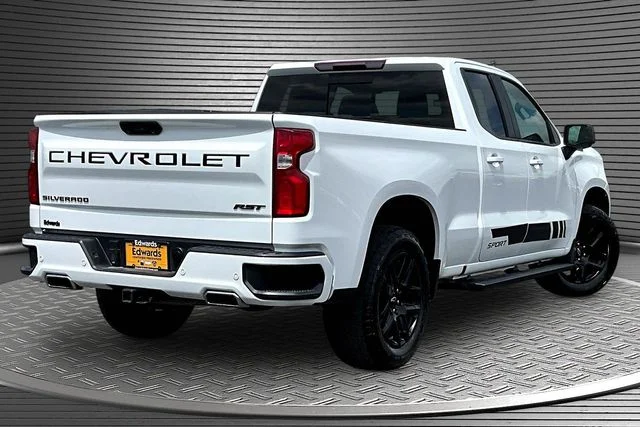 Used 2024 White Chevrolet RST image 6