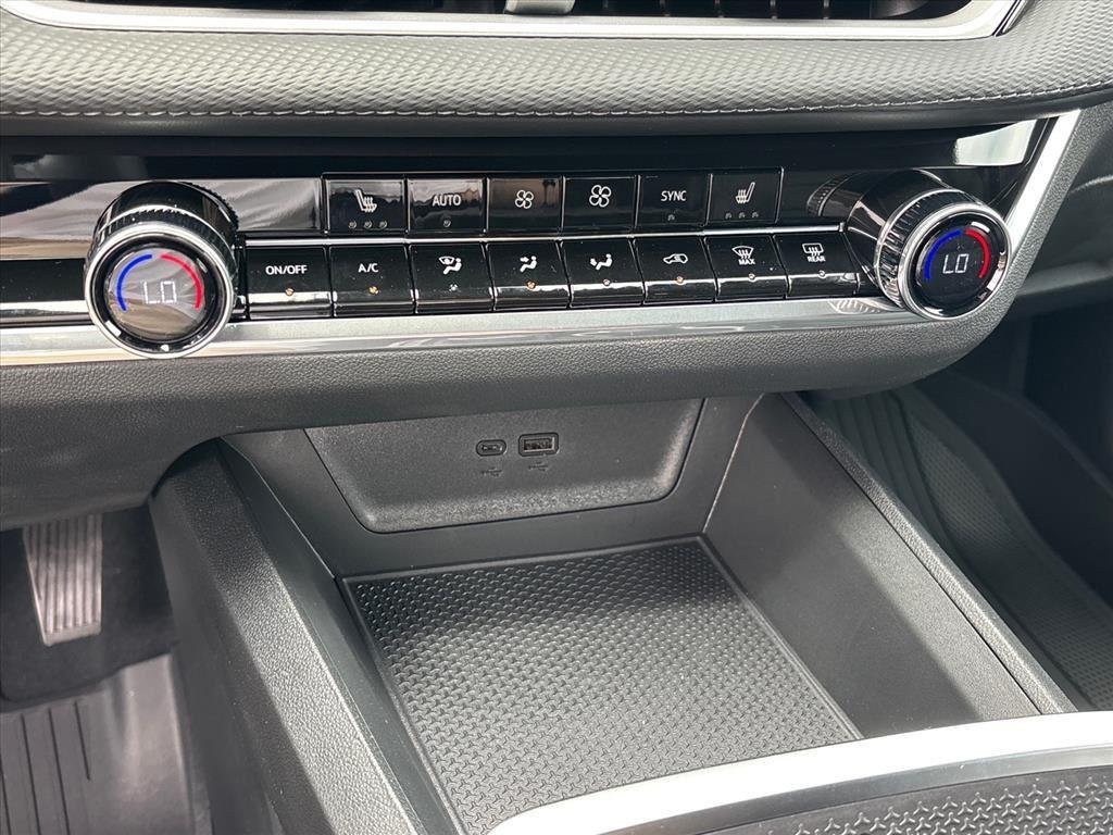 2026 Chevrolet Equinox LT - Photo 15