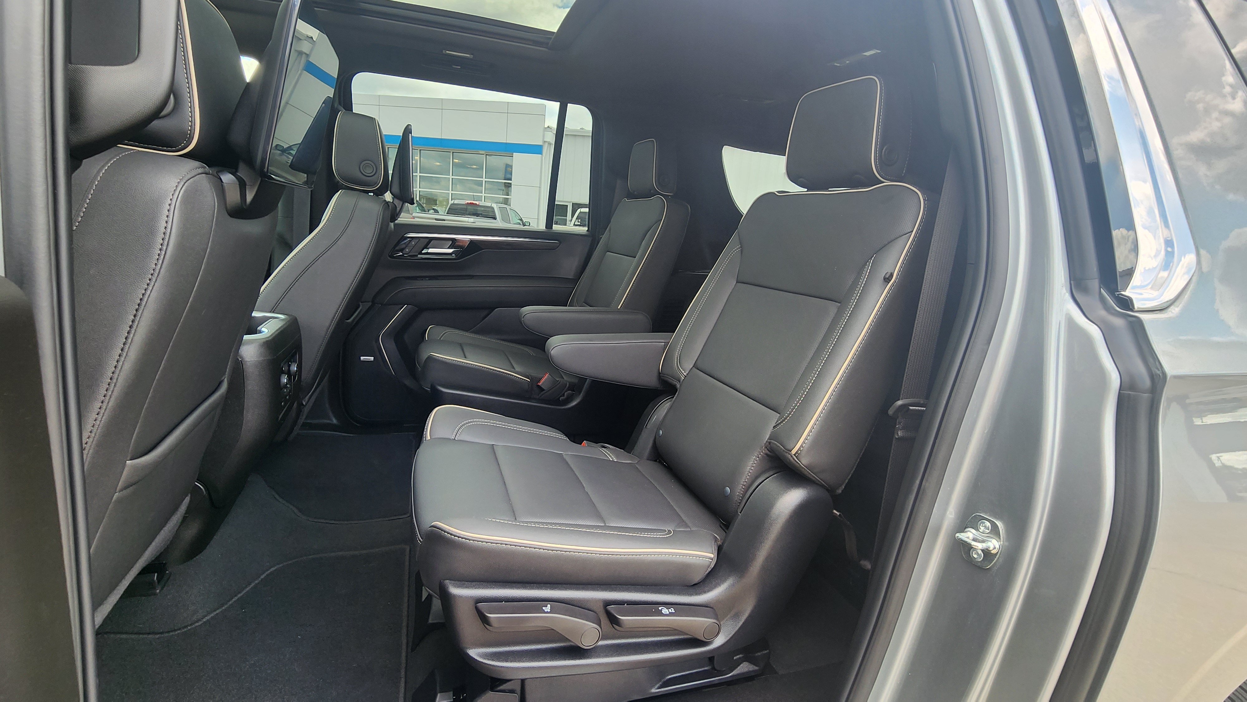 Certified Used 2025 Sterling Gray Metallic Chevrolet Premier image 20
