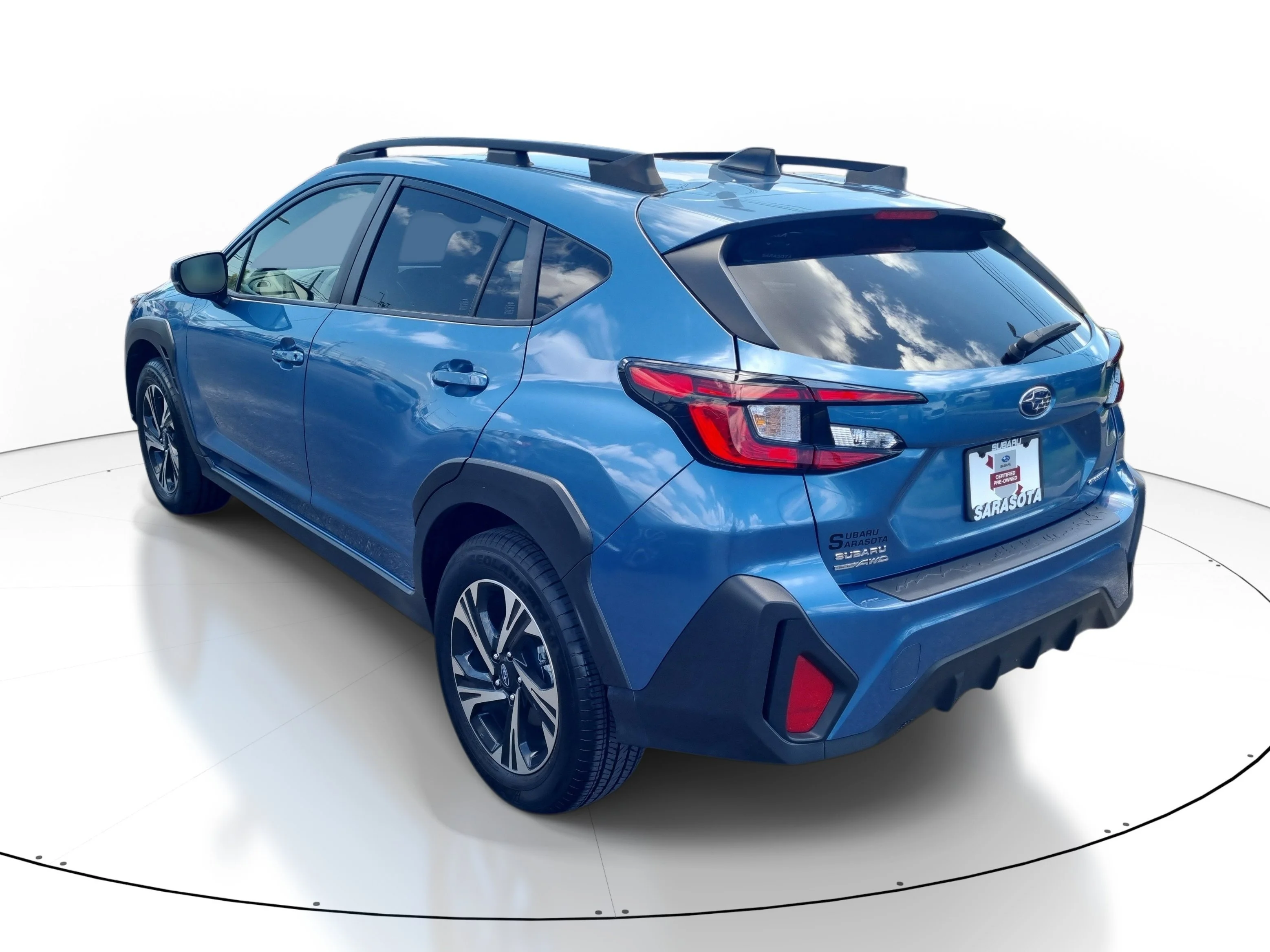 Used 2024 Horizon Blue Pearl Subaru Premium image 4