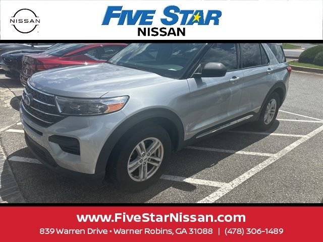 Used 2023 Silver Ford XLT image 1