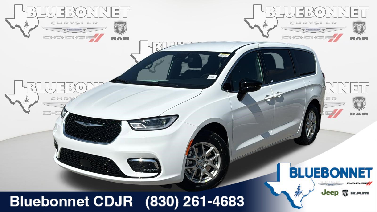 2026 Chrysler Pacifica Select's photo