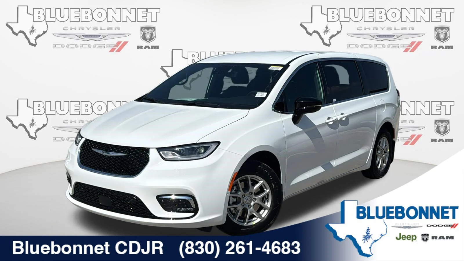 2026 Chrysler Pacifica Select's photo
