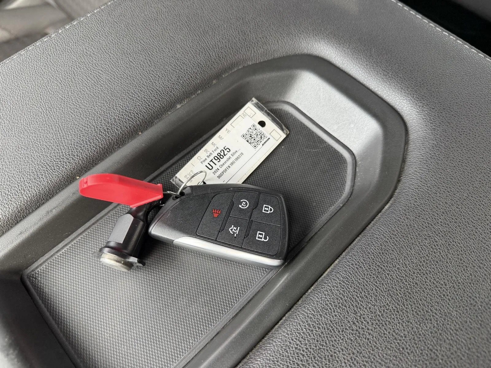 Used 2024 Sterling Gray Metallic Chevrolet LT Trail Boss image 13
