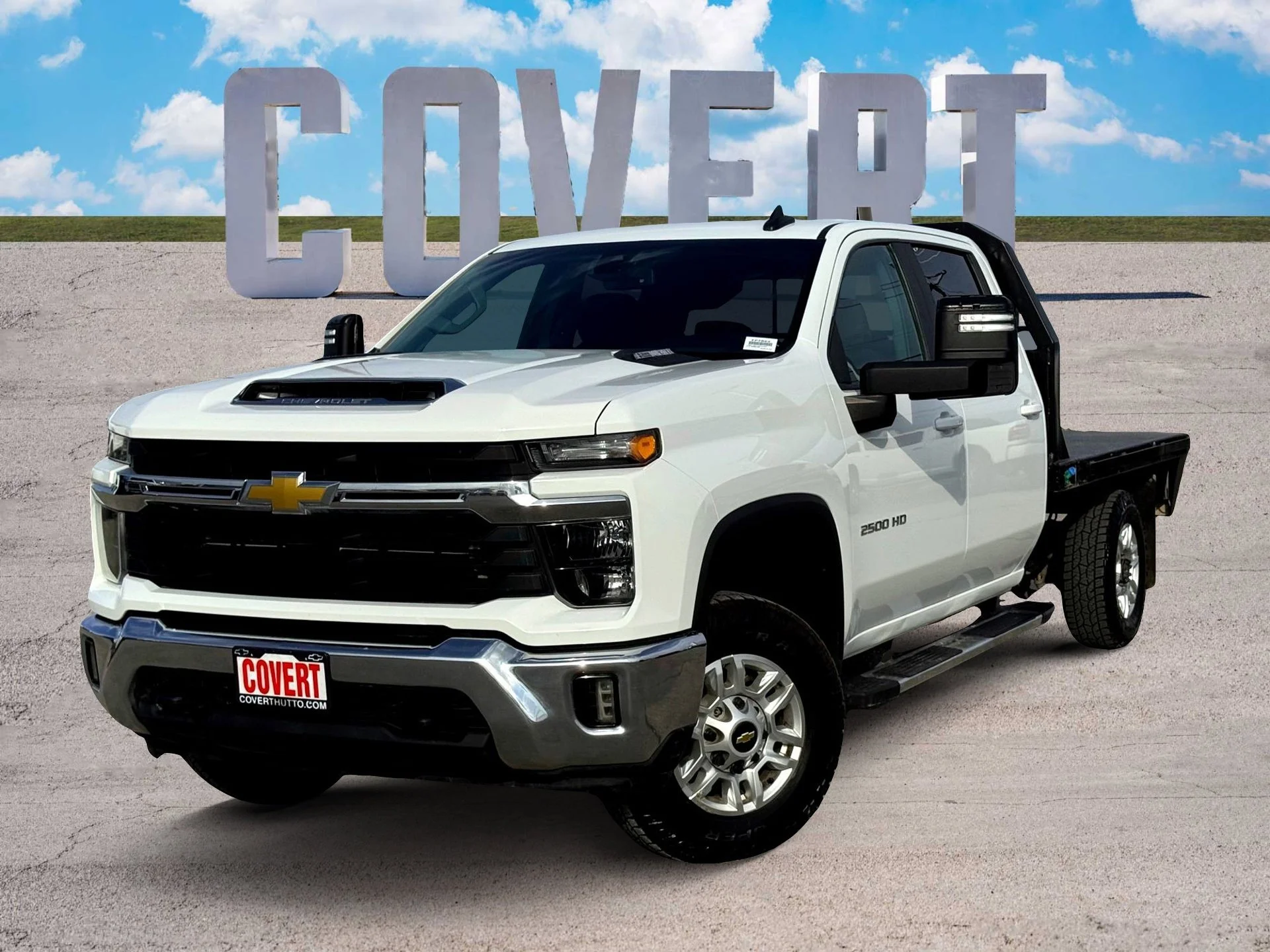 Used 2024 Summit White Chevrolet LT image 1