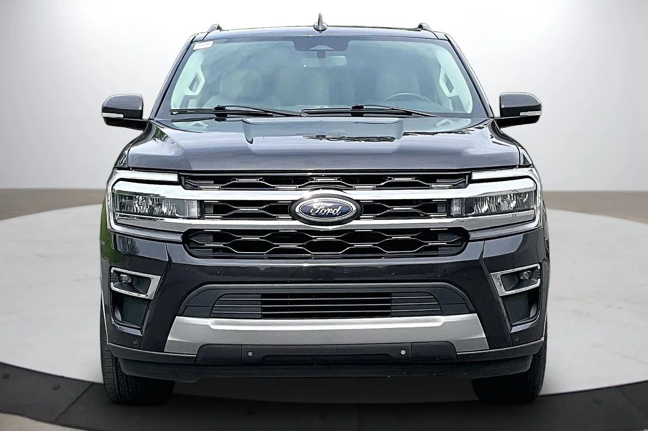 Certified Used 2024 Gray Ford Limited image 3